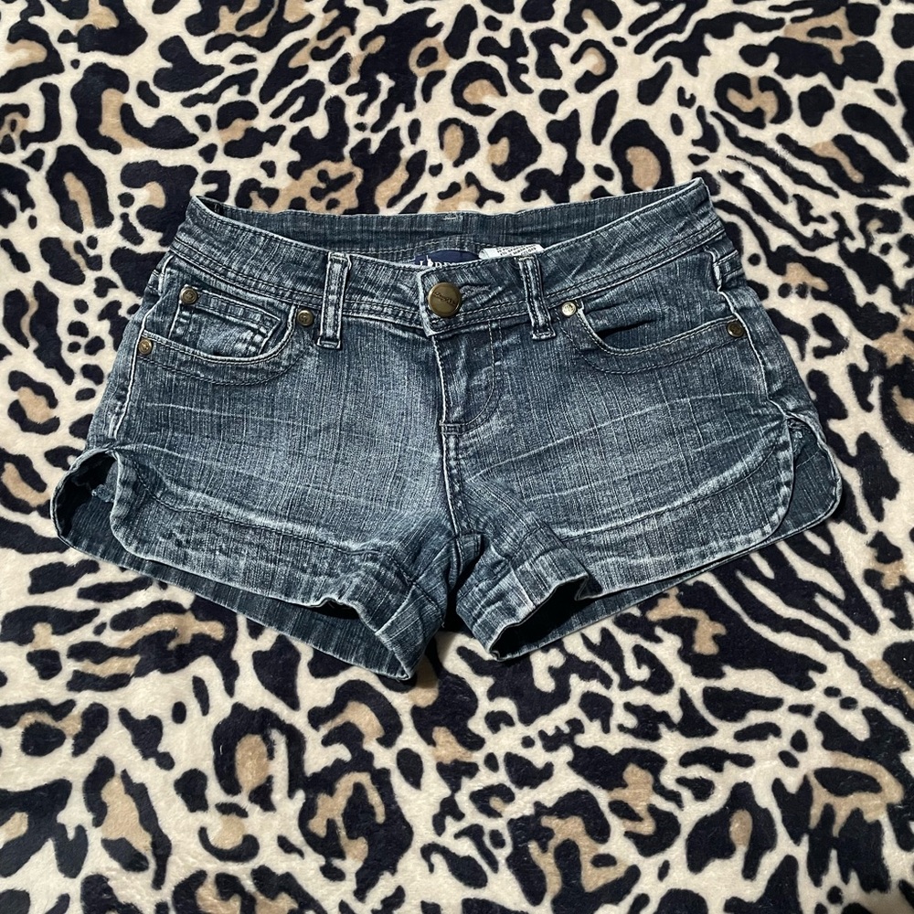 y2k low waisted shorts